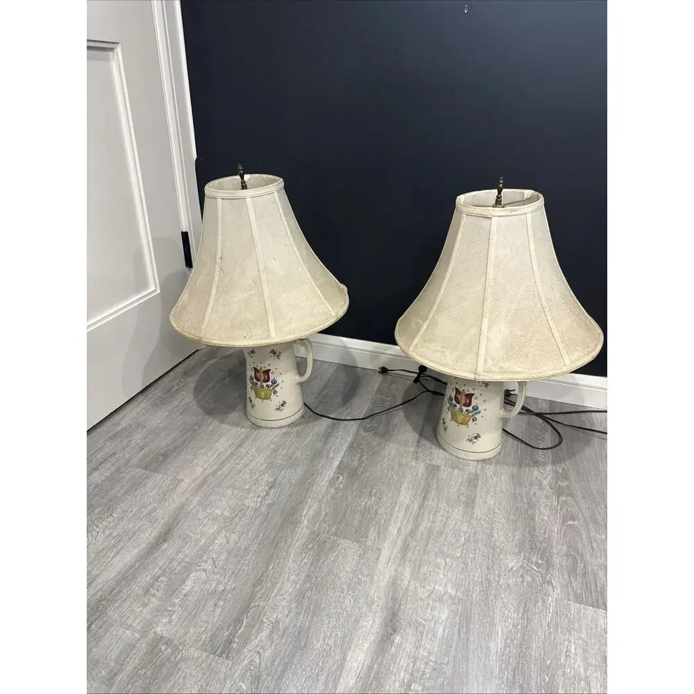 Vintage Pair Of International Heartland Ceramic Pitcher Table Lamps Working!